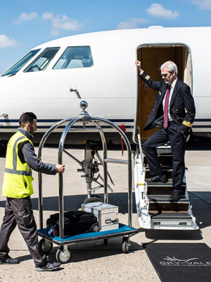 Pilote services at Cannes Airport